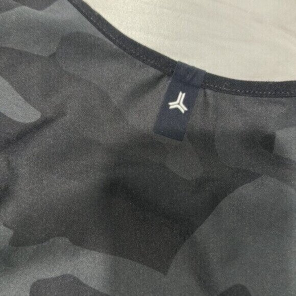 Ultracor Women's Black Camo Collegiate Nero Rogue Crop Top Size XS - Picture 8 of 9